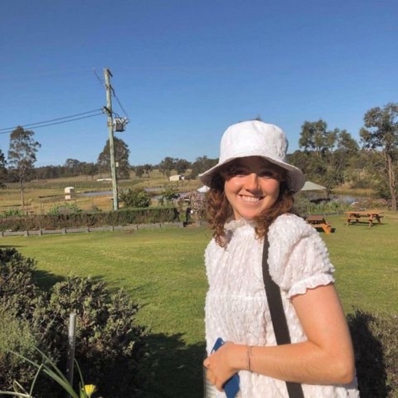 Meet your Posher, Meg - Picture 1 of 1